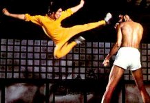 flying-kick-bruce-lee-26514266-530-366.jpg