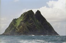 Skellig_Michael.jpg