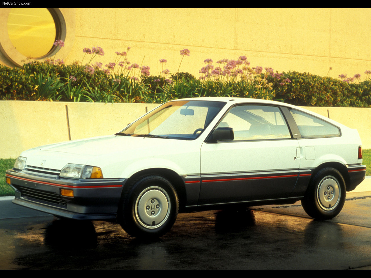 Honda-Civic_CRX-1986-1280-02.jpg